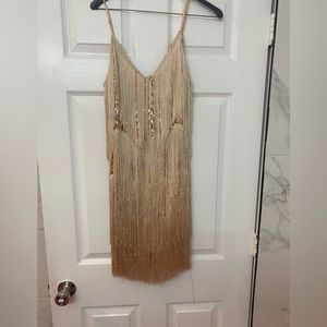 Cute & sexy  70’s dress in gold